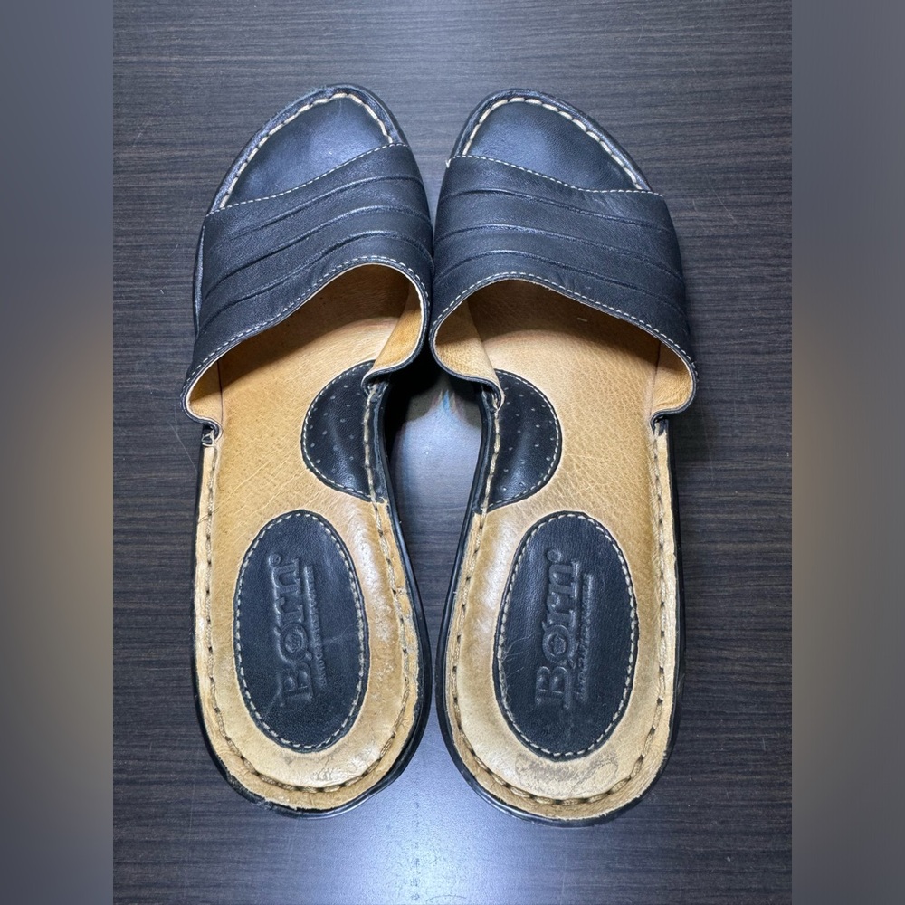 Born Black Leather Open Toe Mules Comfy Wedge Heels Size 6 - Picture 5 of 11
